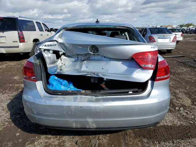 2013 VOLKSWAGEN PASSAT SE  