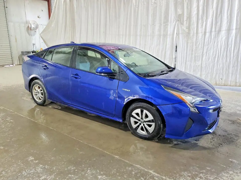 2016 TOYOTA PRIUS THREE- R&D- CLN TITLE- PRI FLEET