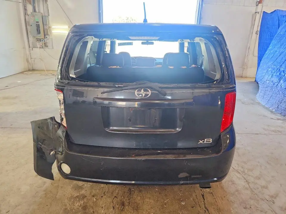 2010 TOYOTA SCION XB  