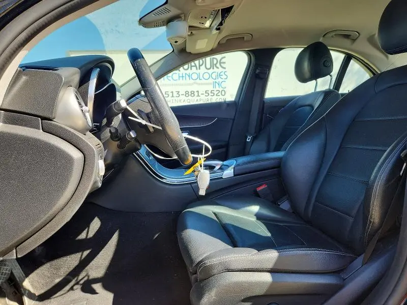 2016 MERCEDES-BENZ C 300  