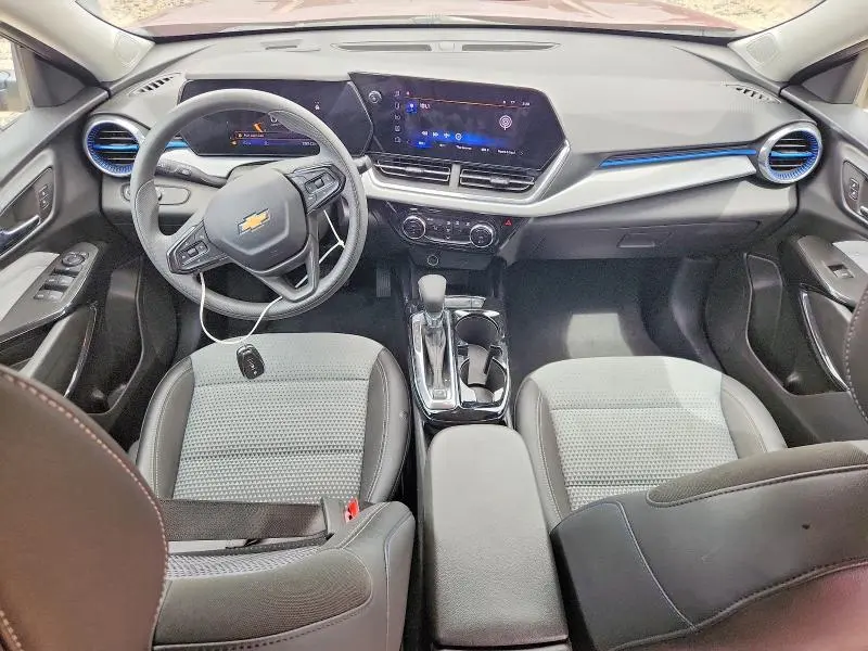 2025 CHEVROLET TRAX 1LT  