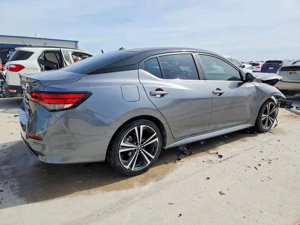 2021 NISSAN SENTRA SR  