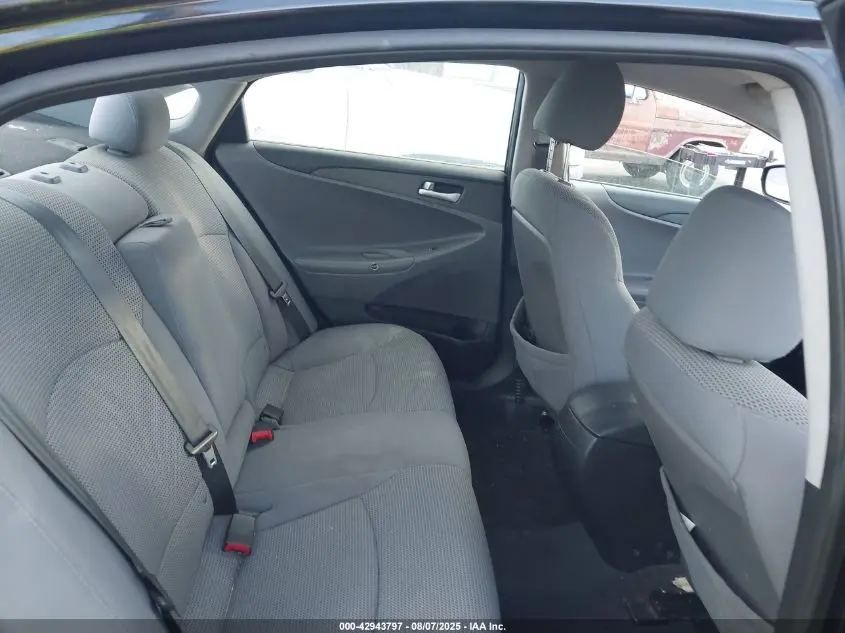 2011 HYUNDAI SONATA GLS