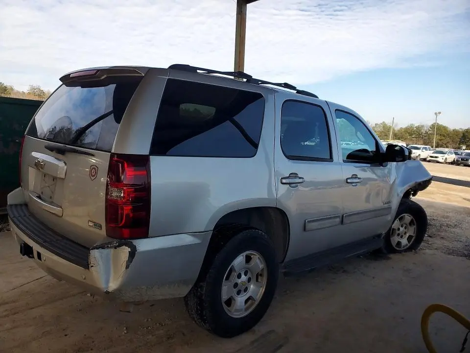 2011 CHEVROLET TAHOE C1500 LS  