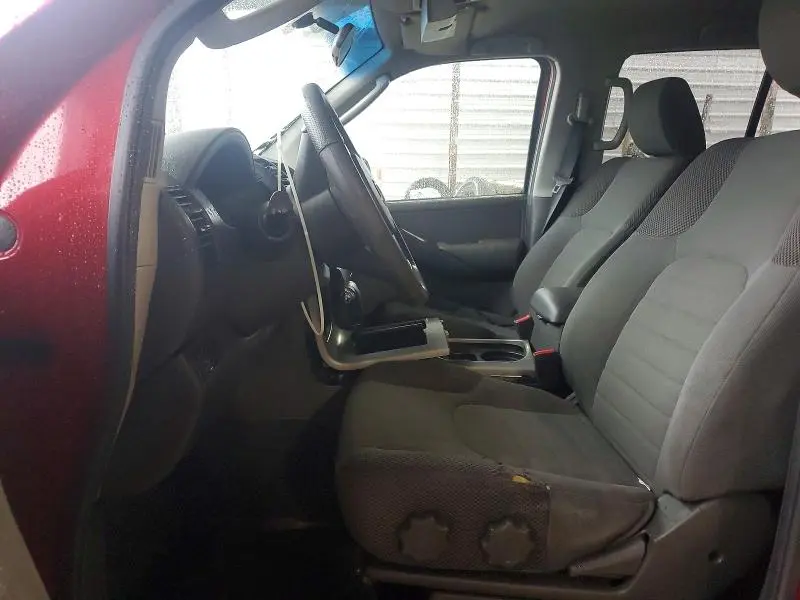 2011 NISSAN PATHFINDER S  