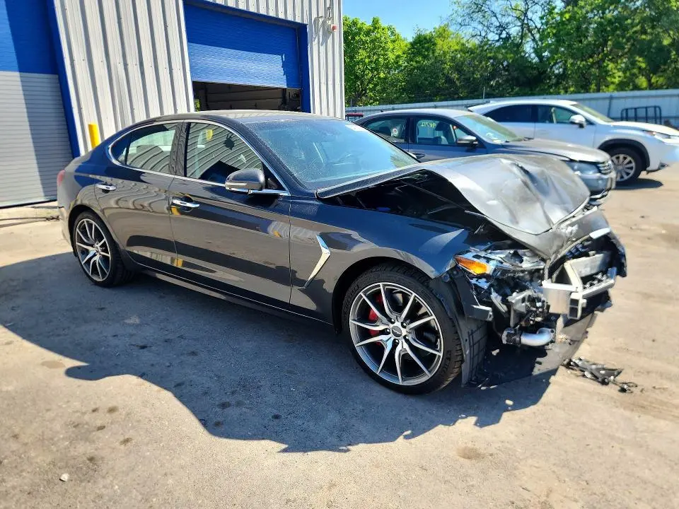 2019 GENESIS G70 SPORT  