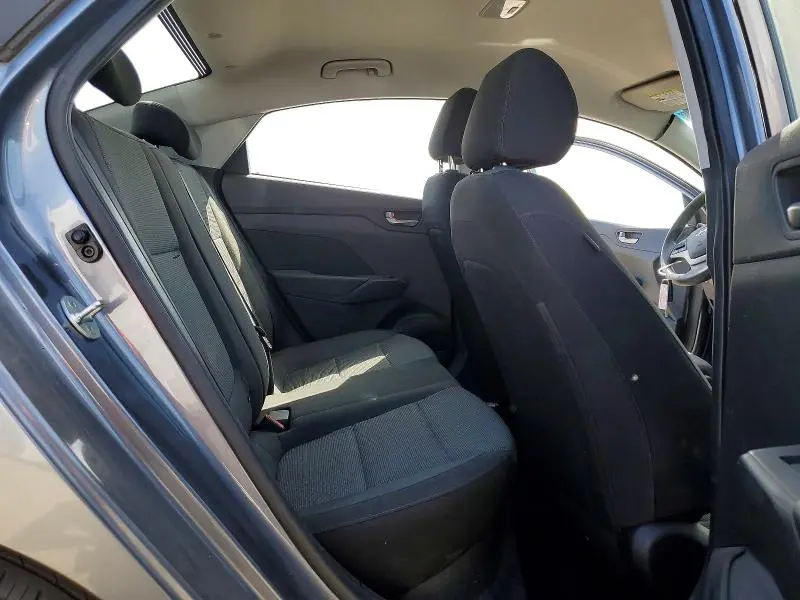 2018 HYUNDAI ACCENT SE  