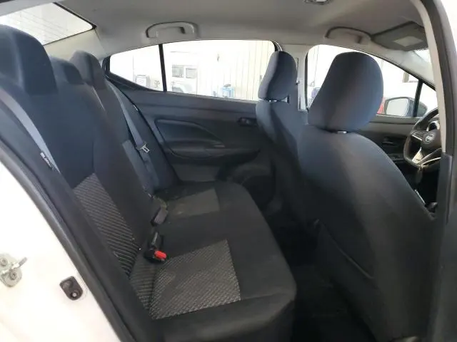 2020 NISSAN VERSA S  
