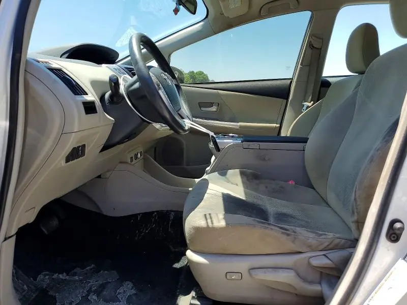 2013 TOYOTA PRIUS V THREE  