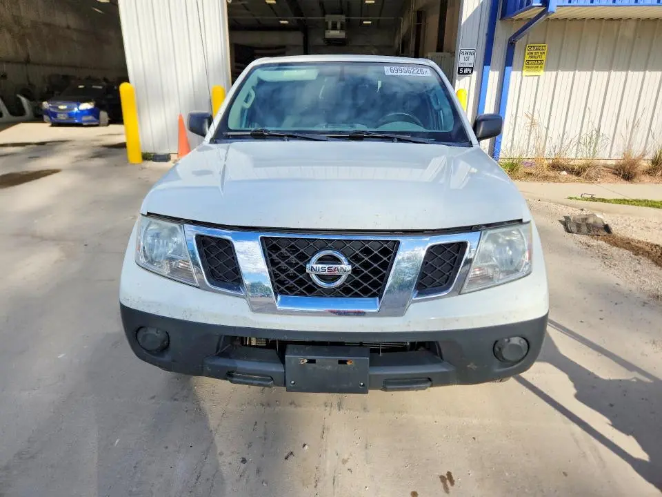 2016 NISSAN FRONTIER S  