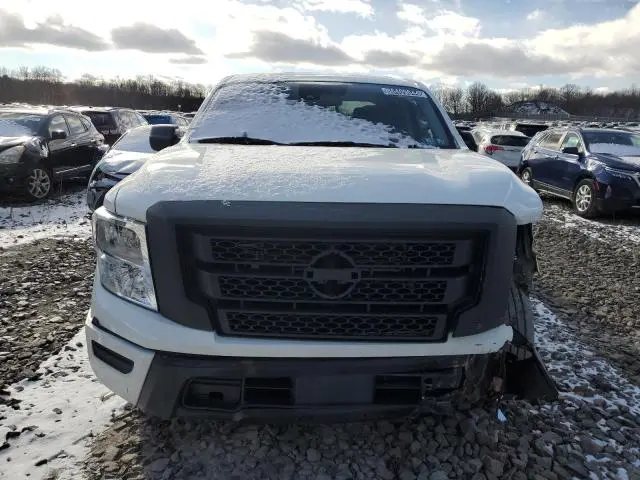 2022 NISSAN TITAN S  