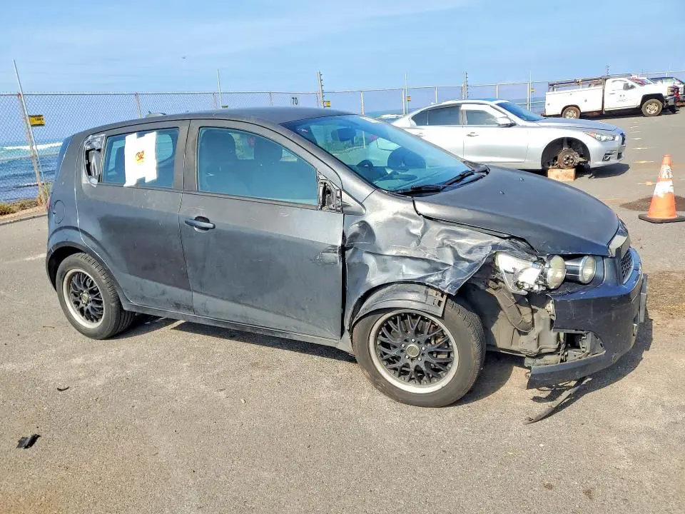 2016 CHEVROLET SONIC LS  