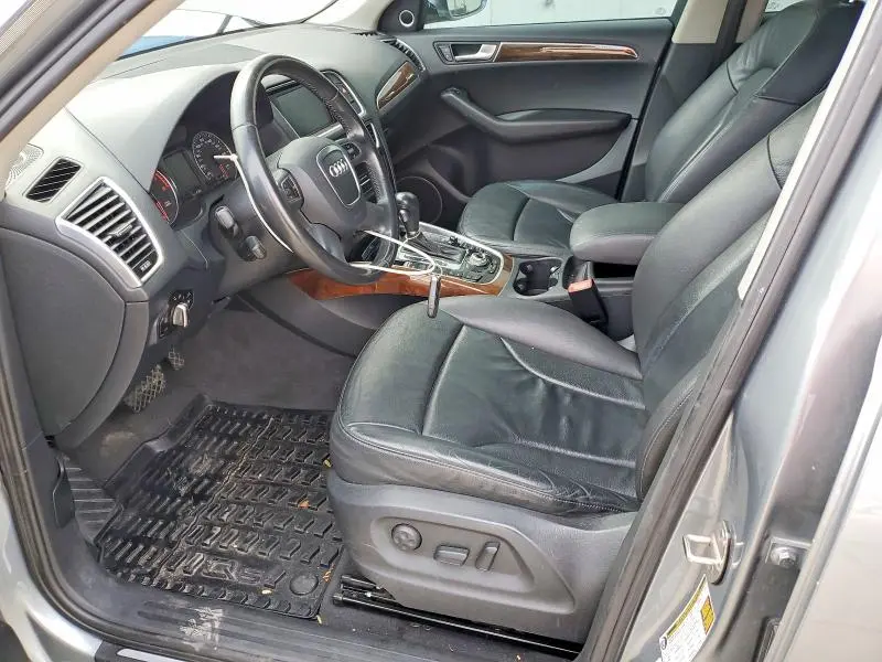 2010 AUDI Q5 PREMIUM PLUS  