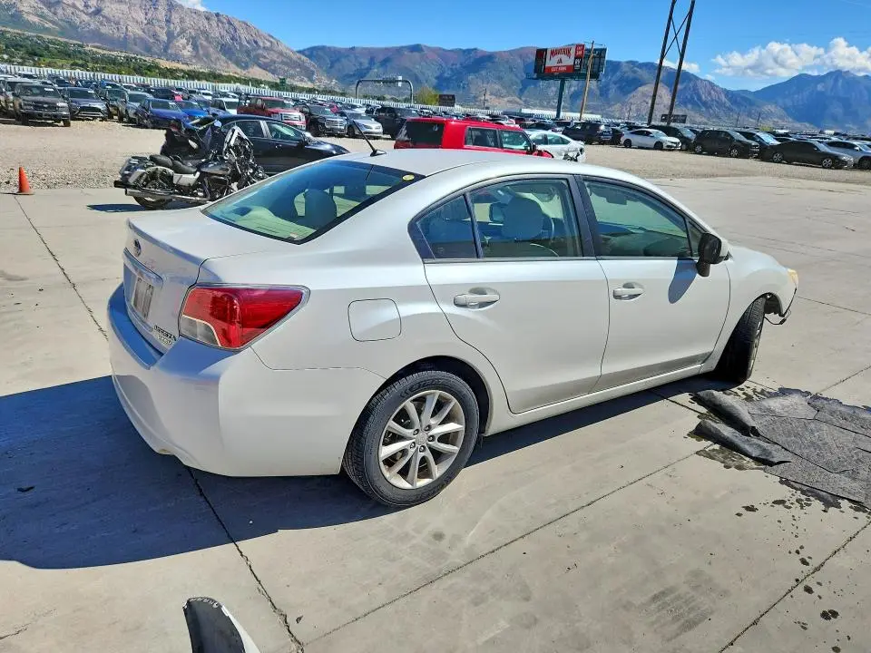 2014 SUBARU IMPREZA PREMIUM  