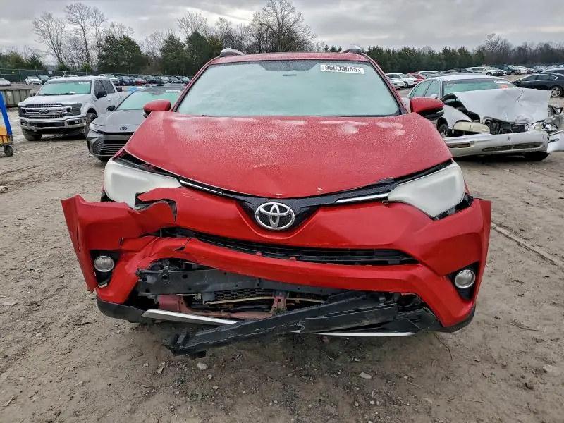 2016 TOYOTA RAV4 XLE  