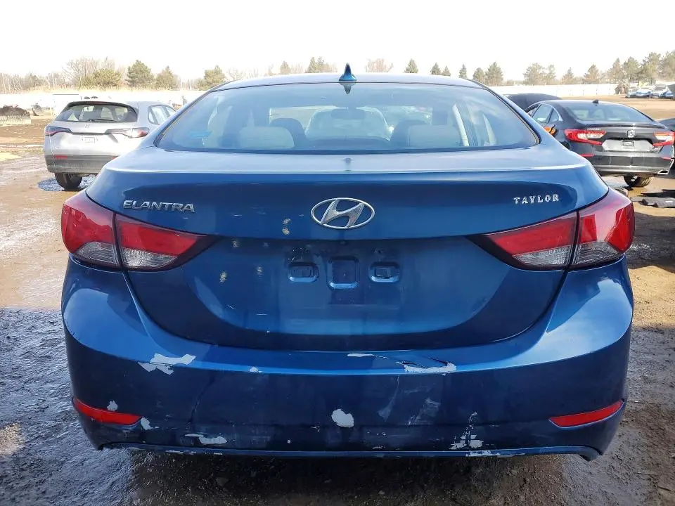 2015 HYUNDAI ELANTRA SE  