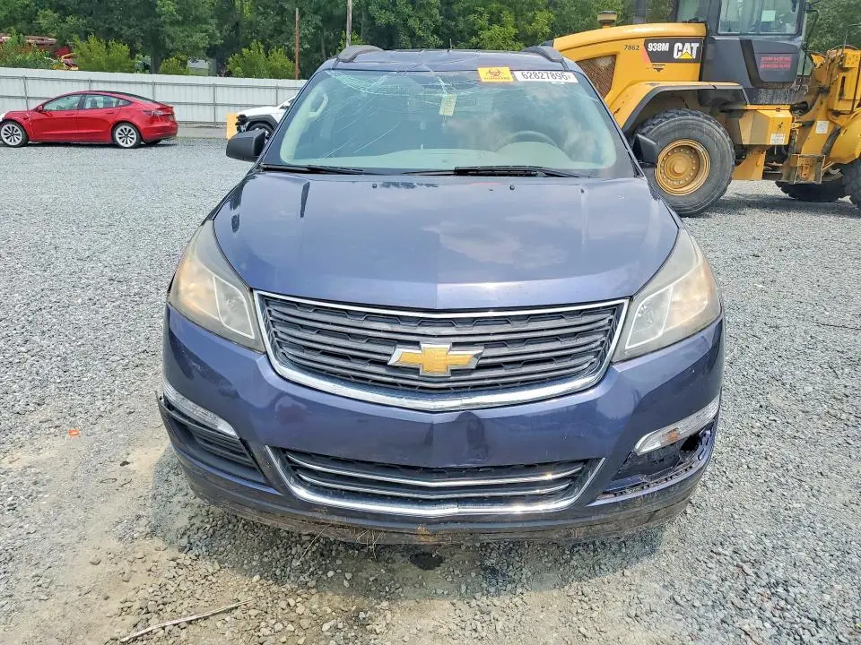 2014 CHEVROLET TRAVERSE LS  