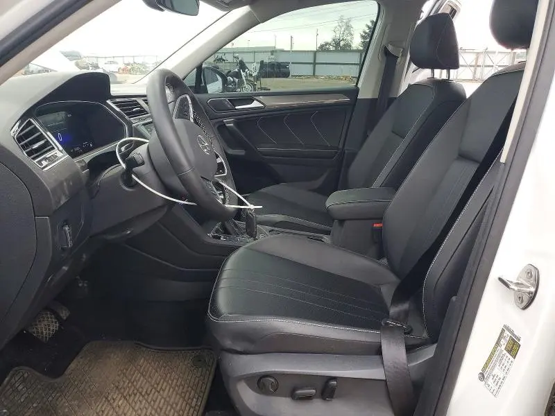 2024 VOLKSWAGEN TIGUAN SE  