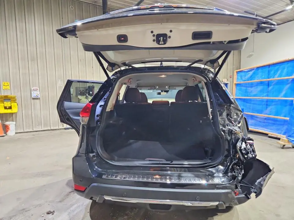 2019 NISSAN ROGUE SV  