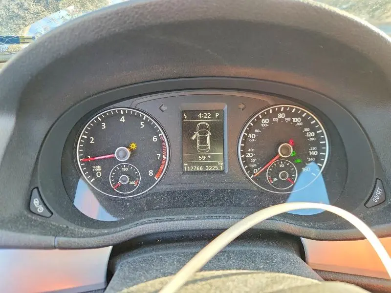 2013 VOLKSWAGEN PASSAT SE  