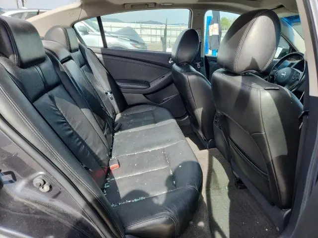 2010 NISSAN ALTIMA BASE  