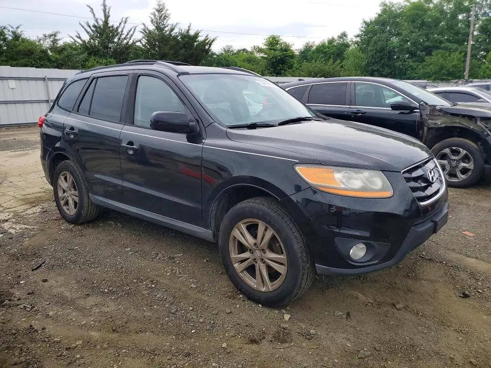 2010 HYUNDAI SANTA FE SE  