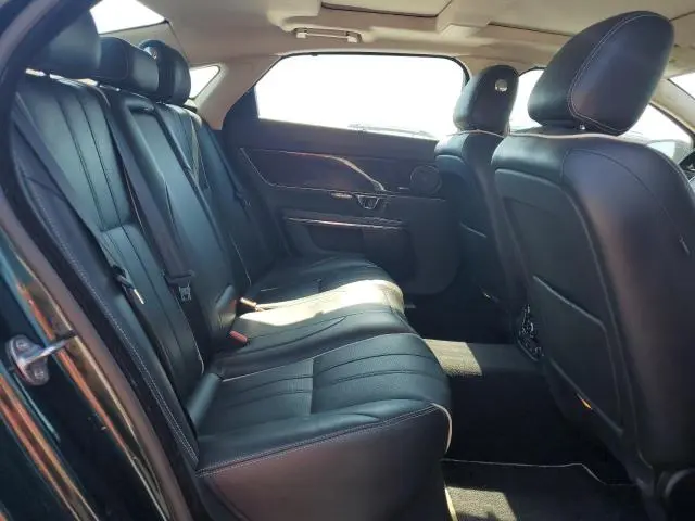 2015 JAGUAR XJL PORTFOLIO  