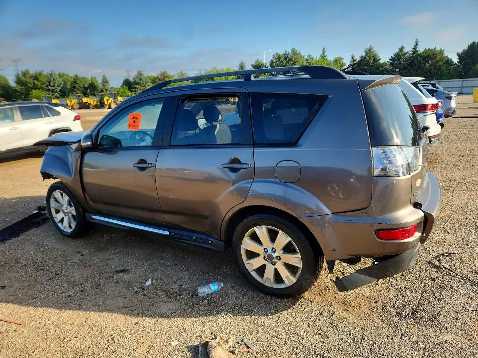 2012 MITSUBISHI OUTLANDER SE  