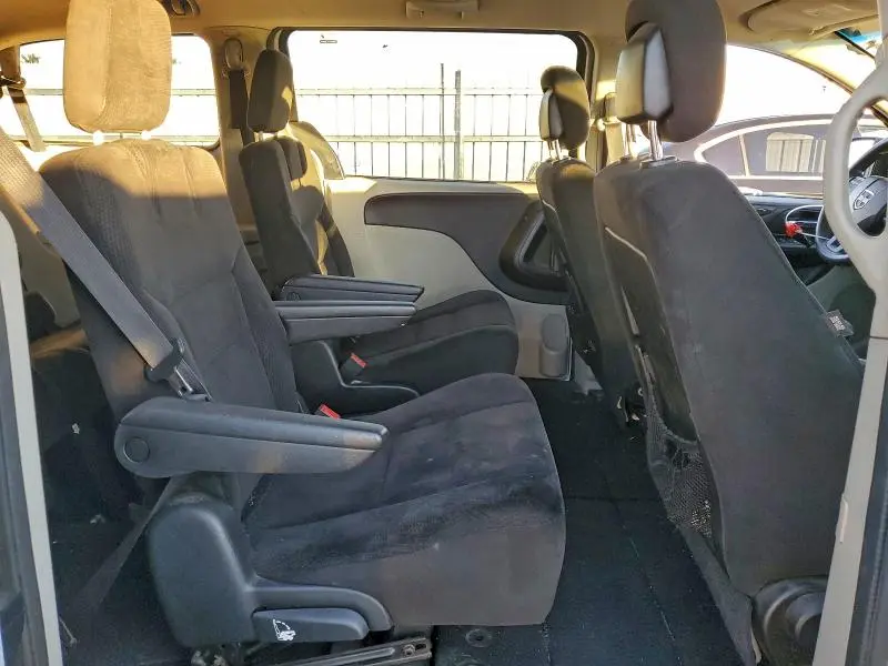 2016 DODGE GRAND CARAVAN SXT  