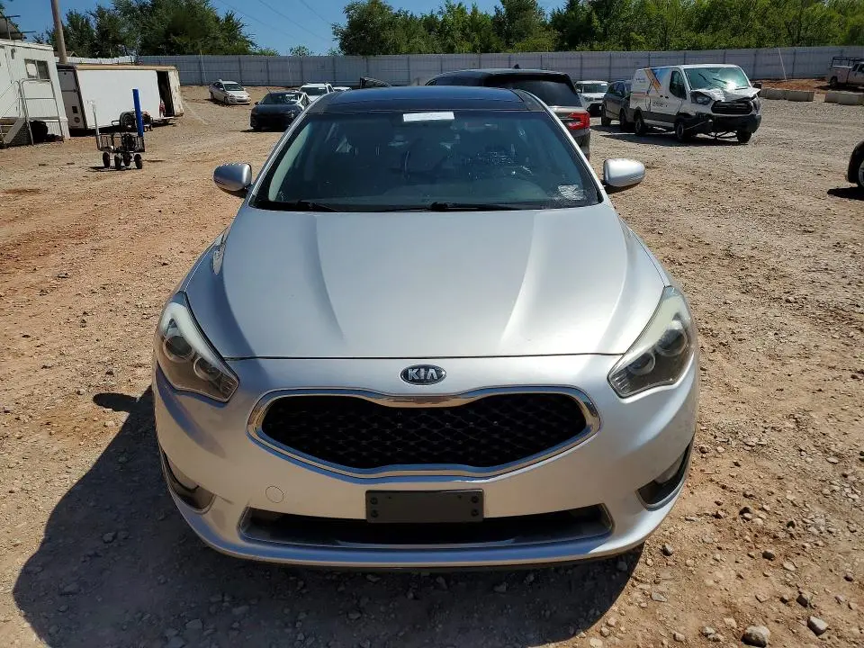 2016 KIA CADENZA LUXURY  