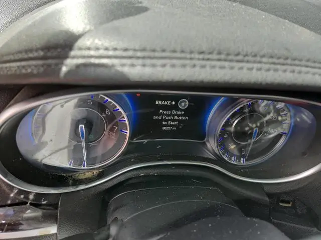 2016 CHRYSLER 300 LIMITED  