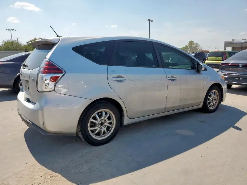 2015 TOYOTA PRIUS V   