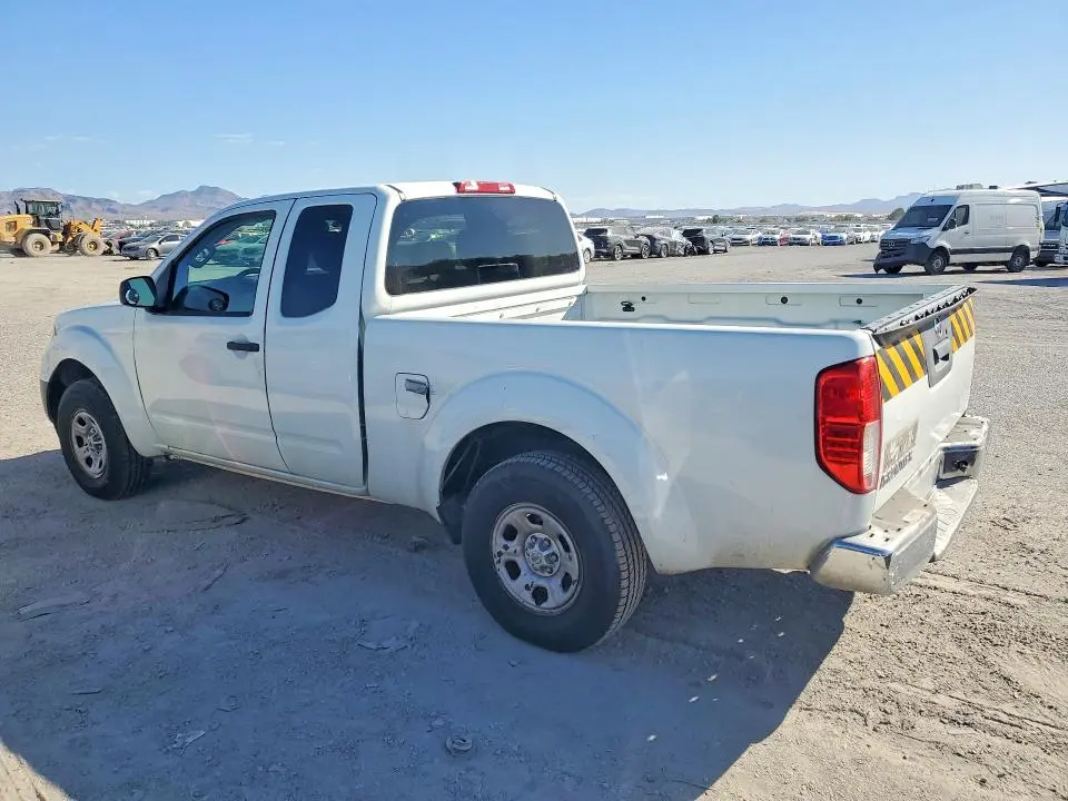 2013 NISSAN FRONTIER S  