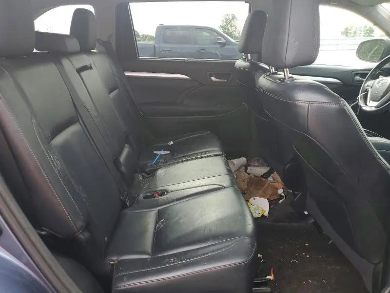 2015 TOYOTA HIGHLANDER   
