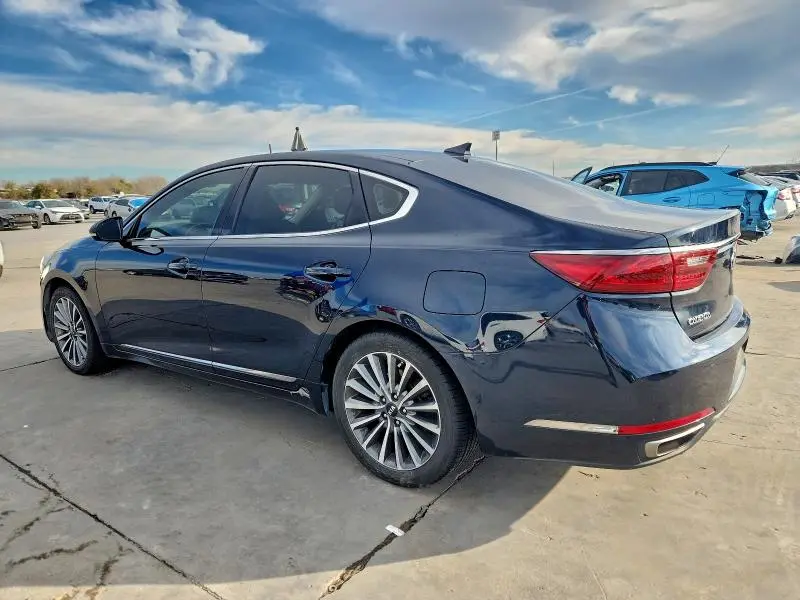 2017 KIA CADENZA PREMIUM  