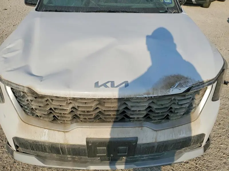 2025 KIA SORENTO LX  