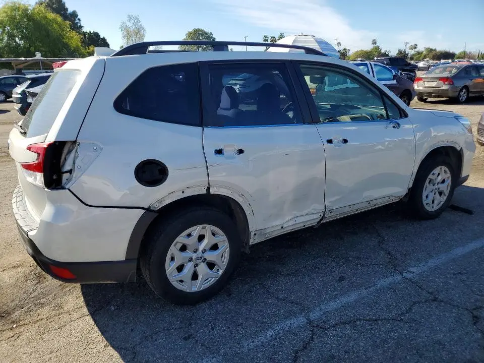 2020 SUBARU FORESTER   