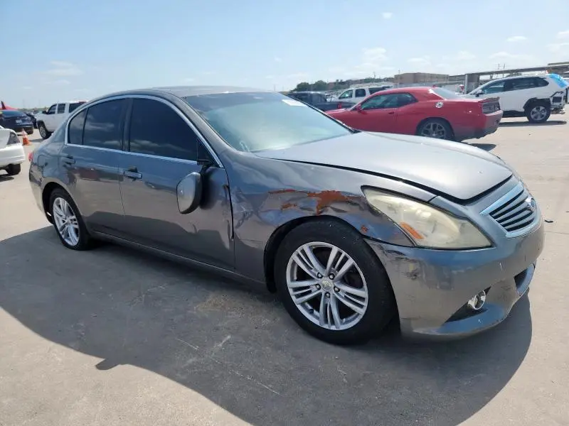 2013 INFINITI G37 BASE  