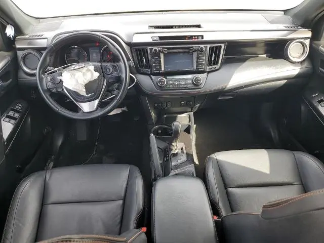 2018 TOYOTA RAV4 SE  