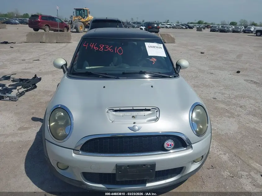 2010 MINI COOPER S  