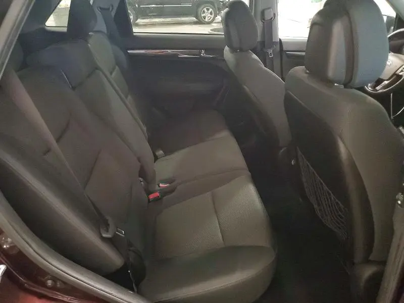 2012 KIA SORENTO LX  