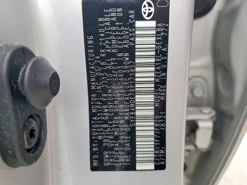 2024 TOYOTA COROLLA LE  