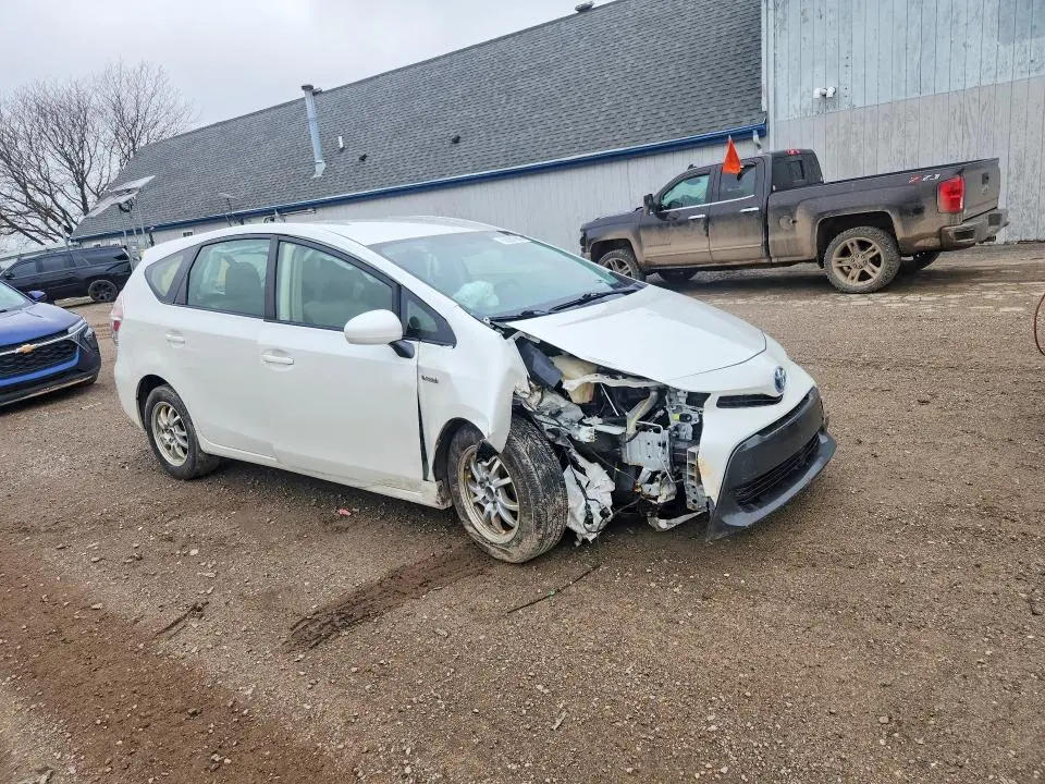 2015 TOYOTA PRIUS V TWO  
