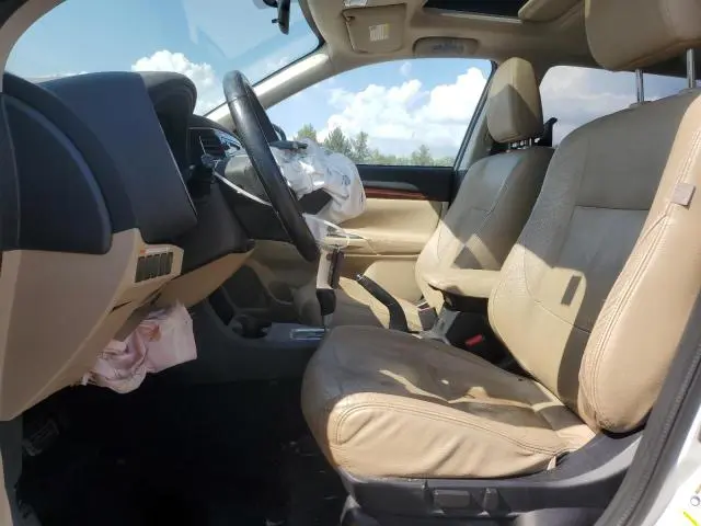 2015 MITSUBISHI OUTLANDER SE  