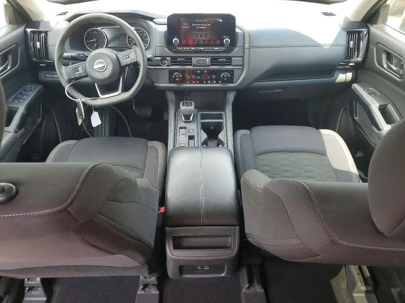 2025 NISSAN PATHFINDER S  