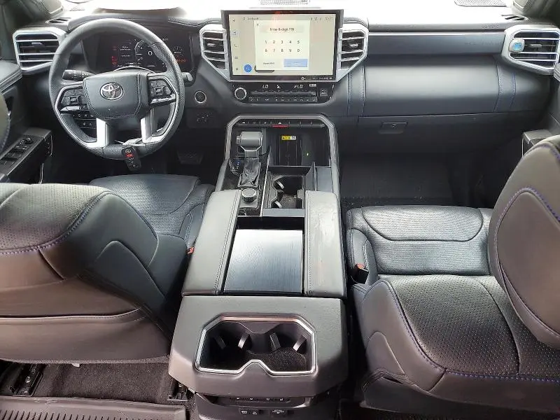 2023 TOYOTA TUNDRA PLATINUM  