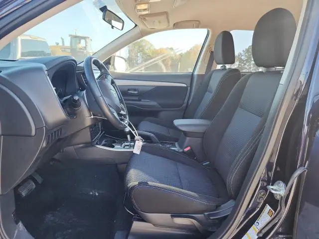 2017 MITSUBISHI OUTLANDER SE  