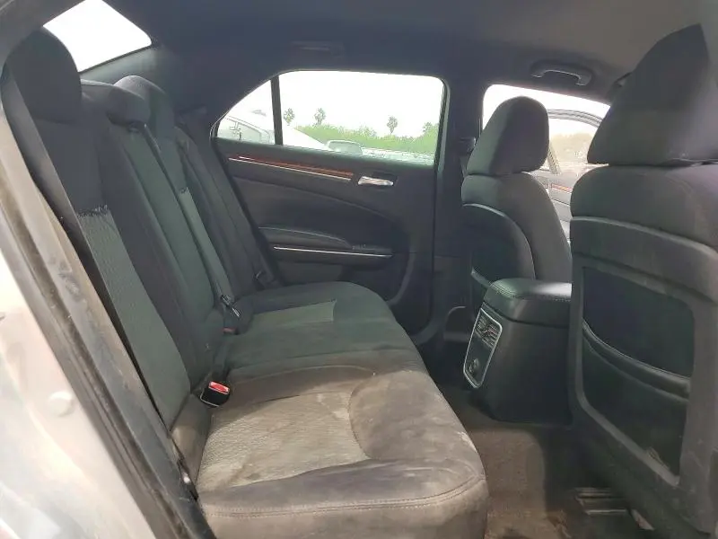 2012 CHRYSLER 300   