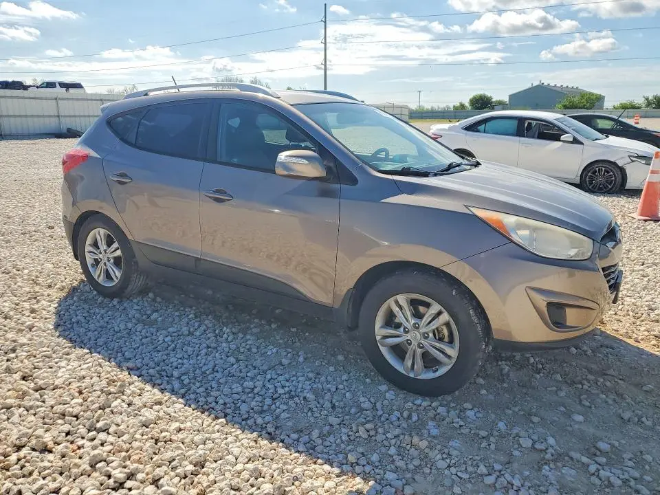 2012 HYUNDAI TUCSON GLS  