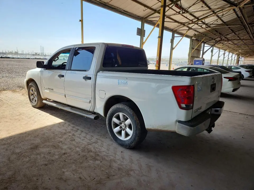 2013 NISSAN TITAN S  